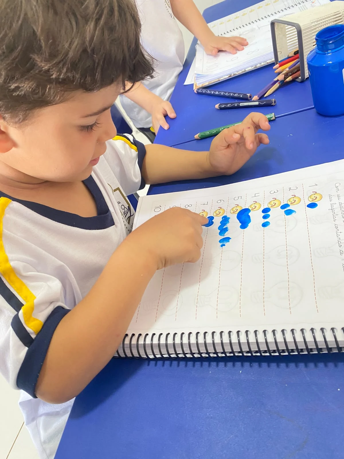 Atividade com números e quantidades